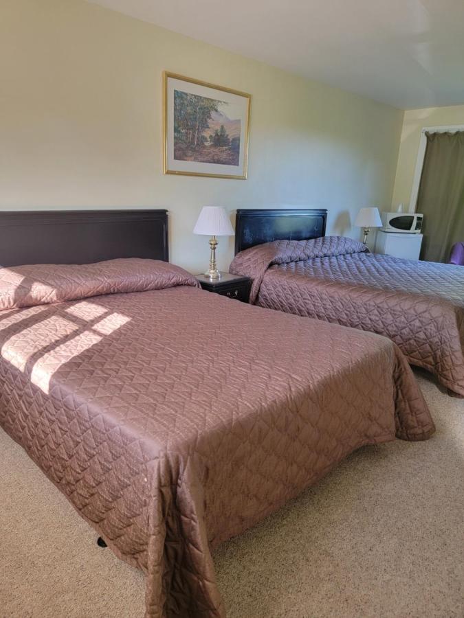 Gateway Motel Гананокве Экстерьер фото